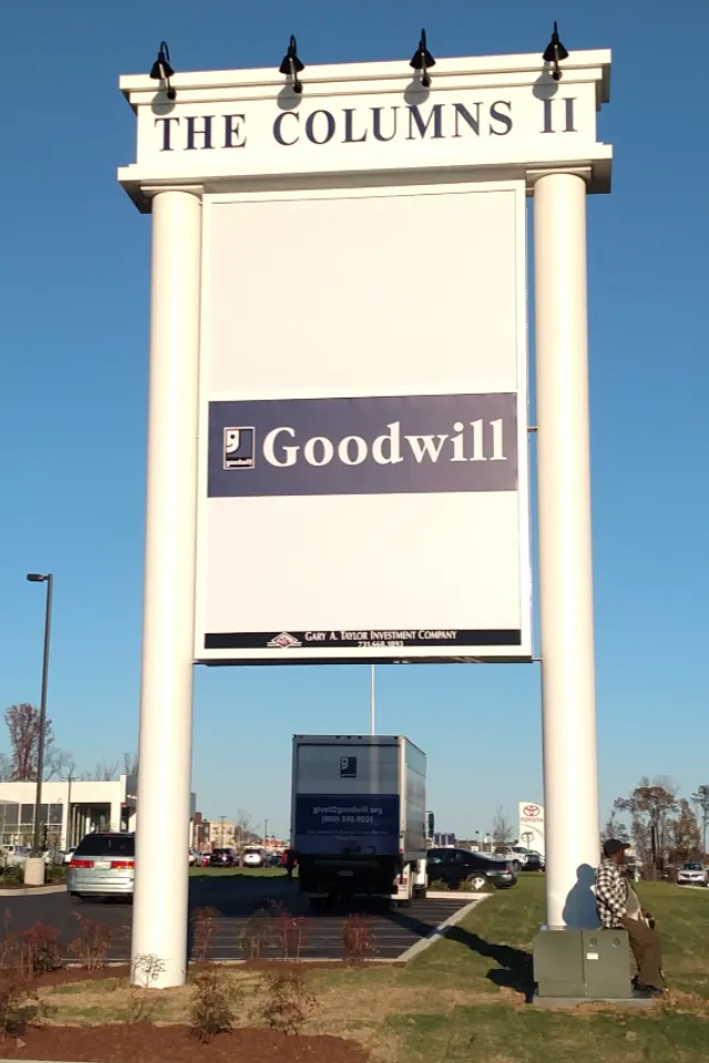 Goodwill Pylon Tenant Sign